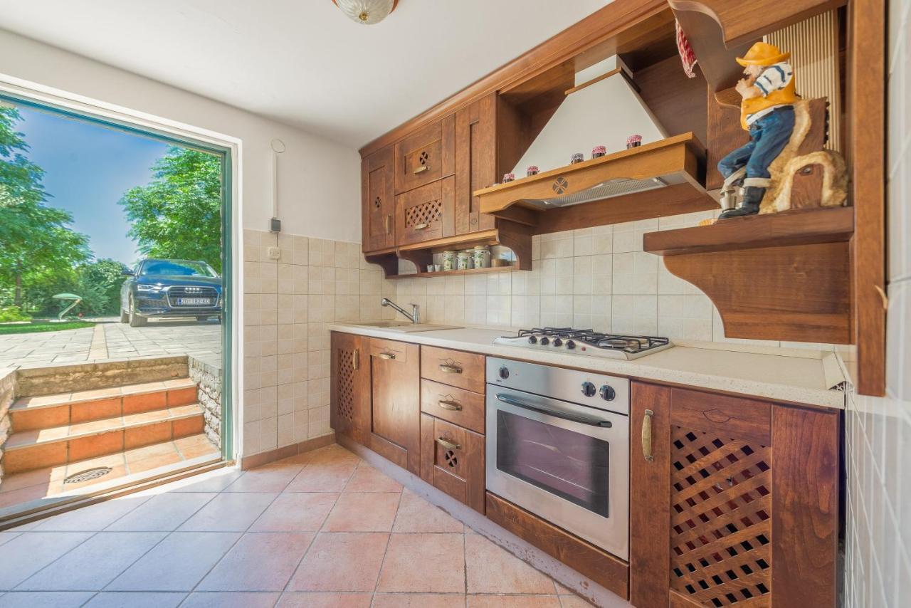 Villa Lux Nina With Six Bedrooms, Private Pool, Sauna Ζαντάρ Εξωτερικό φωτογραφία