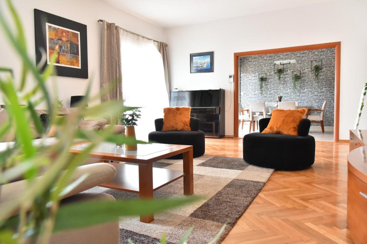 Villa Lux Nina With Six Bedrooms, Private Pool, Sauna Ζαντάρ Εξωτερικό φωτογραφία